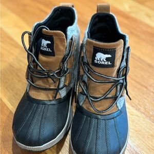 Sorel Kids' Black and Brown Boots